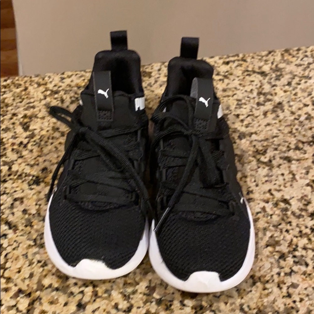 Puma soft foam ultralight sneakers